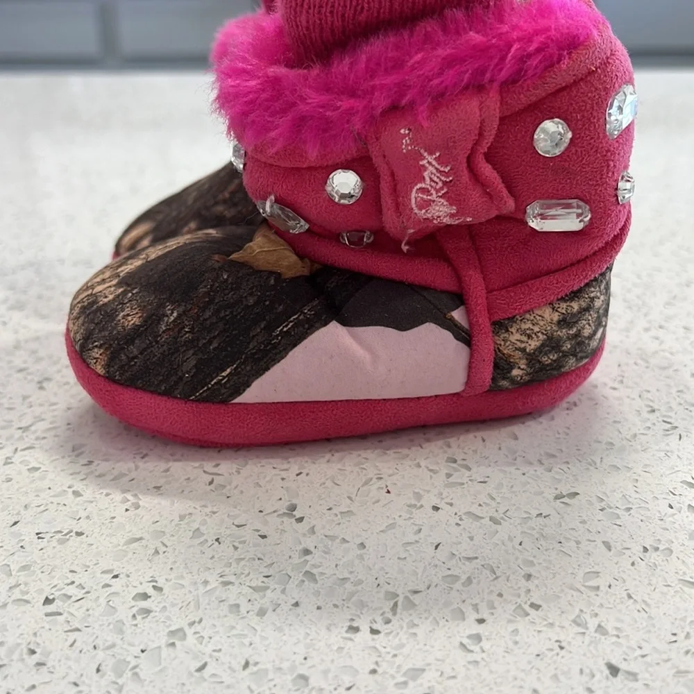 Blazin Roxx Mocassins Camo size 6-7